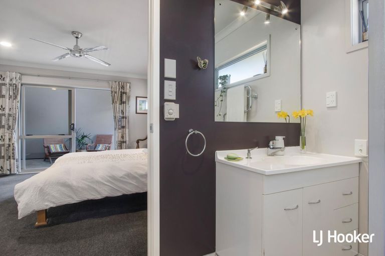 Photo of property in 14a Athenree Heights, Athenree, Katikati, 3177