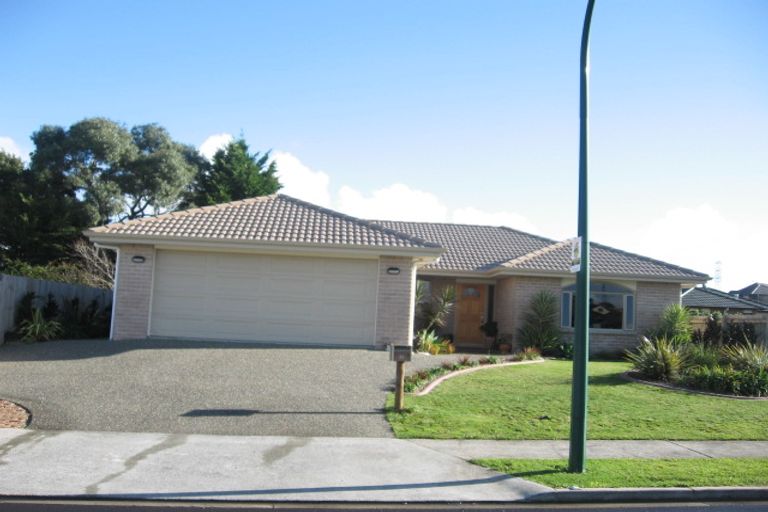 Photo of property in 20 Cairnsvale Rise, Manurewa, Auckland, 2105