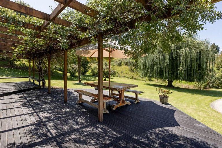 Photo of property in 1 Grasmere Way, Bethlehem, Tauranga, 3110