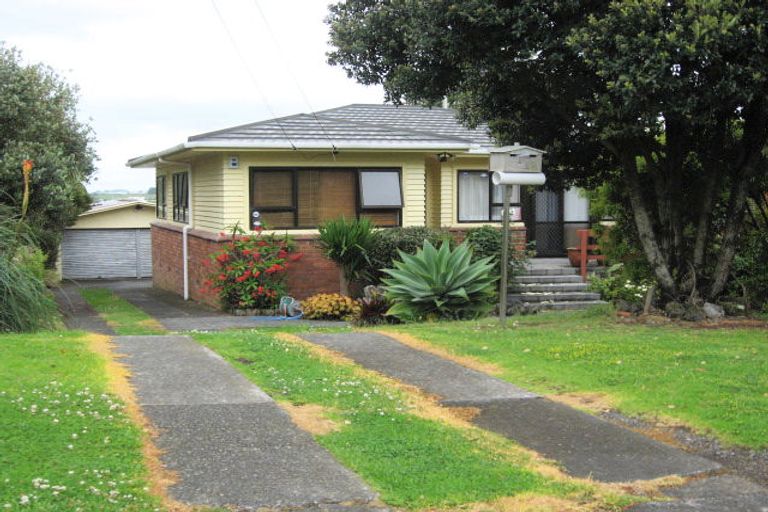 Photo of property in 22 Wellesley Road, Mangere Bridge, Auckland, 2022