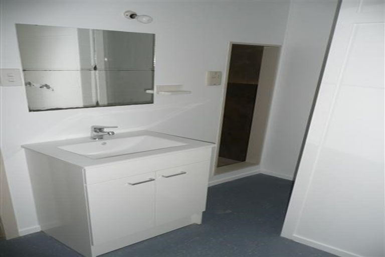 Photo of property in 3 Maarama Crescent, Aro Valley, Wellington, 6021