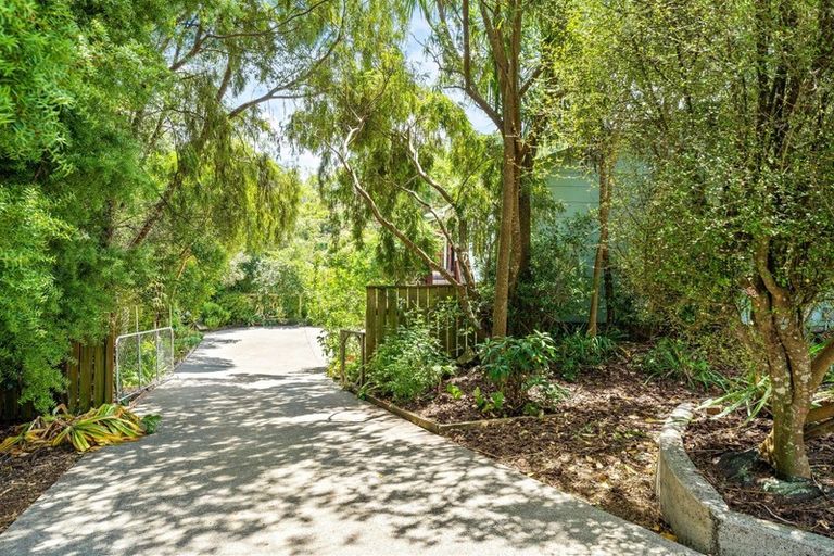 Photo of property in 25 Gentian Street, Timberlea, Upper Hutt, 5018