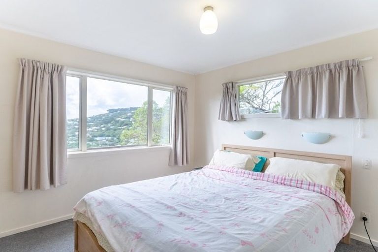 Photo of property in 62a Winston Street, Crofton Downs, Wellington, 6035