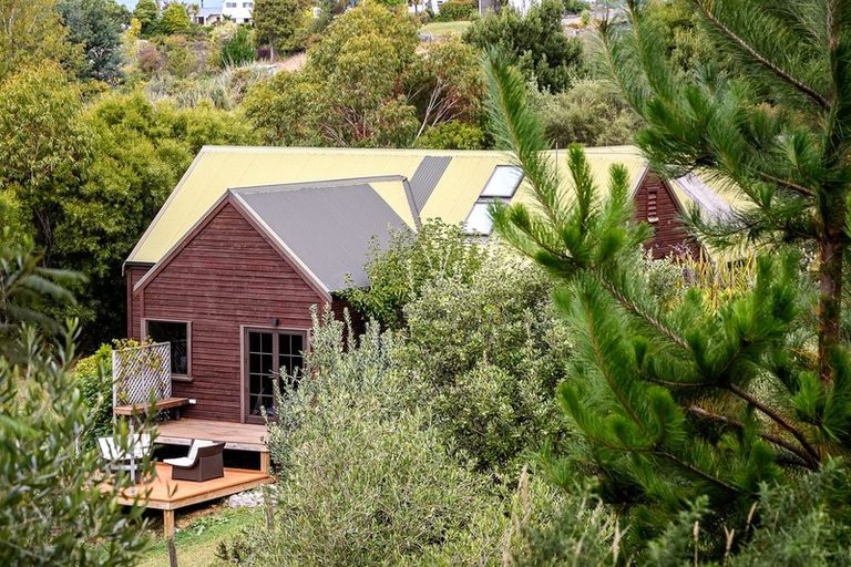 Photo of property in 90 Pomona Road, Ruby Bay, 7173