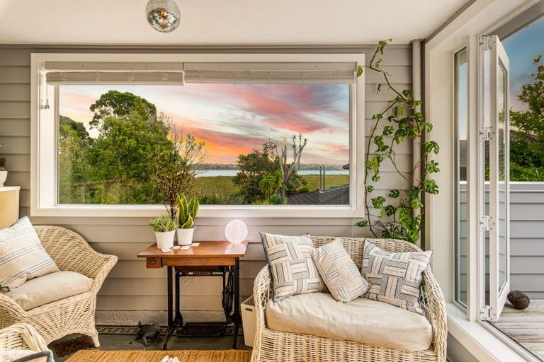 Photo of property in 109 Beresford Street, Bayswater, Auckland, 0622