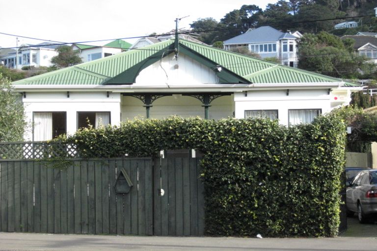 Photo of property in 84 Kilbirnie Crescent, Kilbirnie, Wellington, 6022