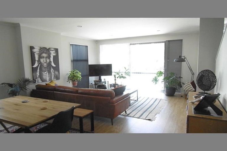 Photo of property in 9 Kauri Drive, Takanini, 2112