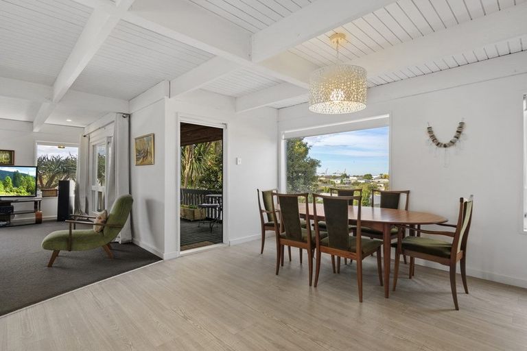 Photo of property in 17 Milton Road, Otumoetai, Tauranga, 3110