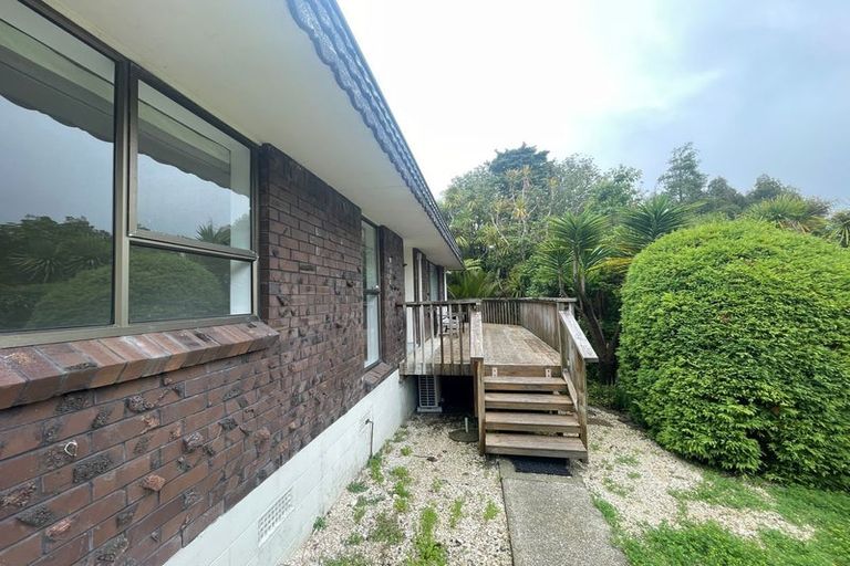 Photo of property in 2/246 Beach Road, Campbells Bay, Auckland, 0630