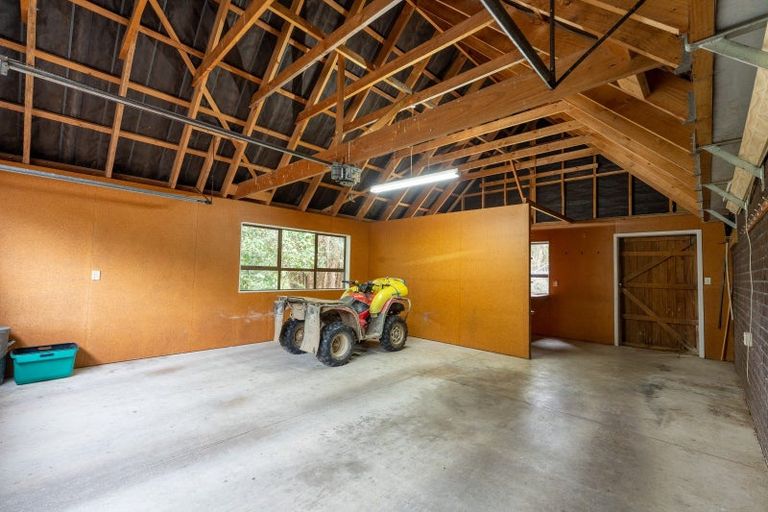 Photo of property in 962 State Highway 1 South, Manakau, Levin, 5573