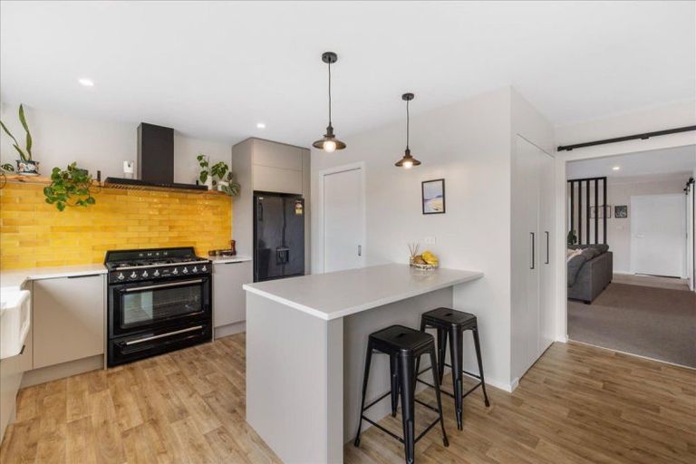 Photo of property in 20 Pakanga Grove, Pyes Pa, Tauranga, 3112