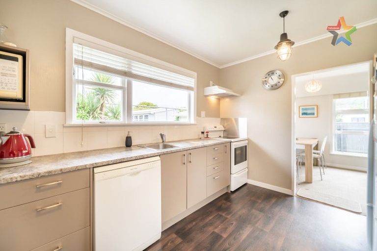 Photo of property in 81a Wai-iti Crescent, Woburn, Lower Hutt, 5010