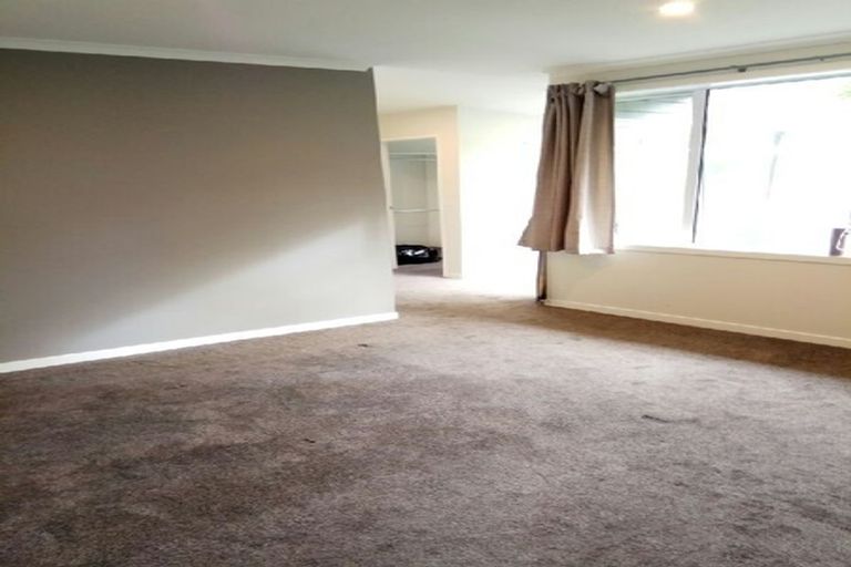 Photo of property in 15 Beacon Avenue, Campbells Bay, Auckland, 0630