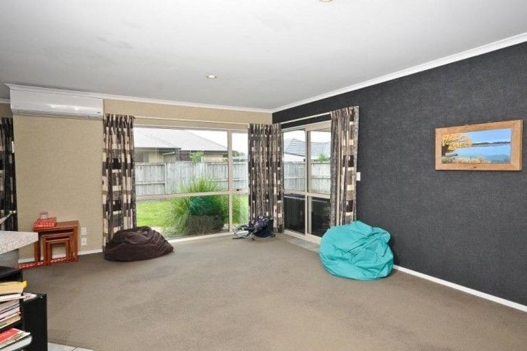 Photo of property in 3 Whitford Place, Rototuna North, Hamilton, 3210