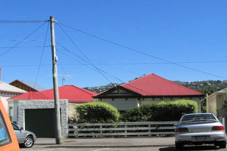 Photo of property in 28 Hiropi Street, Newtown, Wellington, 6021