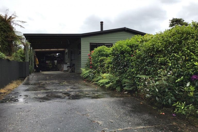 Photo of property in 2 Opuka Place, Haast, 7886