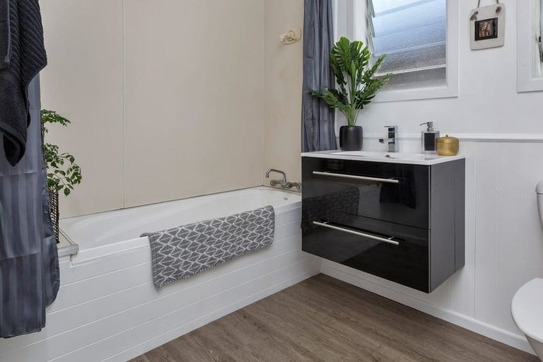 Photo of property in 1389 Whangarei Heads Road, Parua Bay, Whangarei, 0174