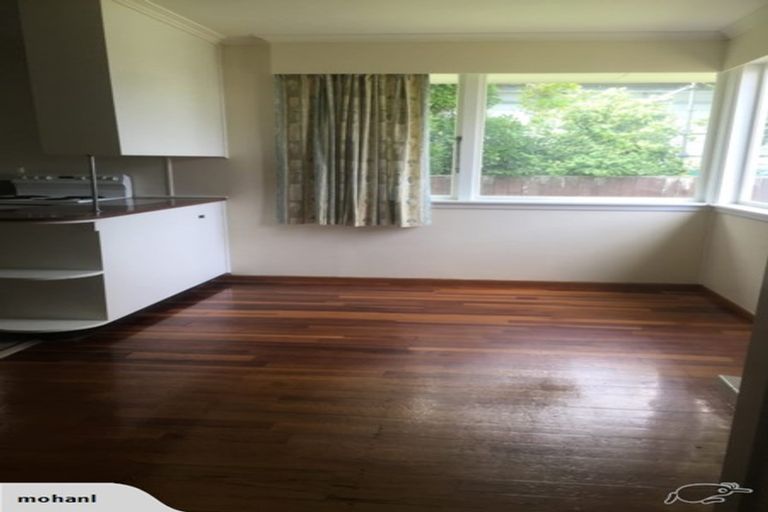 Photo of property in 2/54 Kings Crescent, Hutt Central, Lower Hutt, 5010
