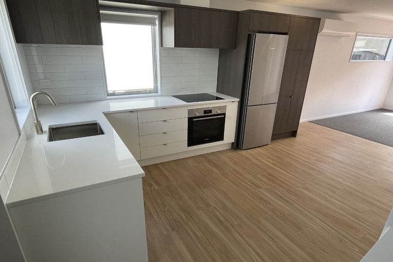 Photo of property in 4/111 Osborne Street, Waltham, Christchurch, 8011