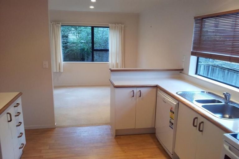 Photo of property in 1/160 Nile Road, Milford, Auckland, 0620