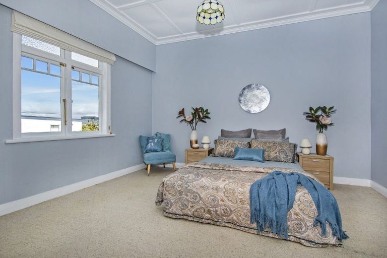 Photo of property in 11 Kent Road, Regent, Whangarei, 0112