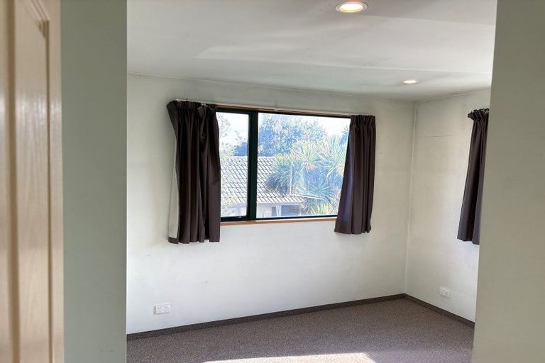 Photo of property in 136 Innes Road, St Albans, Christchurch, 8052