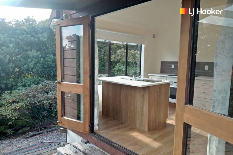 Photo of property in 9 Moerangi Street, Broad Bay, Dunedin, 9014