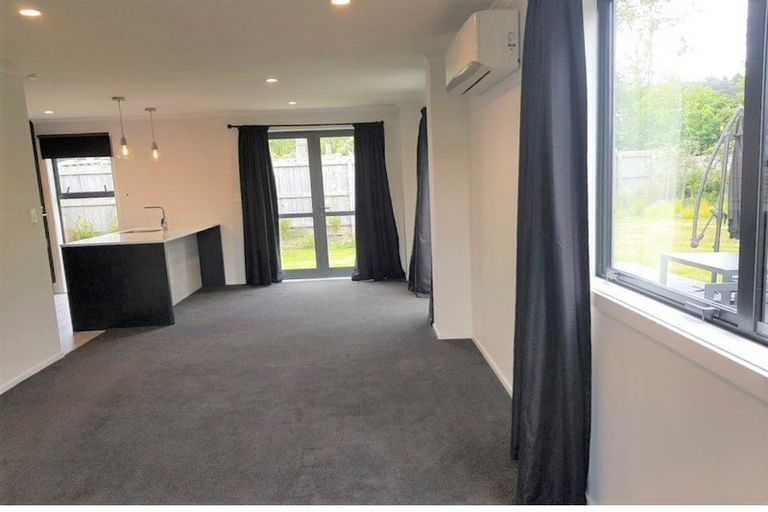 Photo of property in 1e Breakwater Way, Whitby, Porirua, 5024