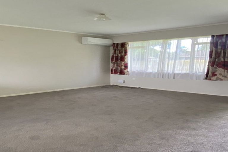 Photo of property in 2/31a Vine Street, Mangere East, Auckland, 2024