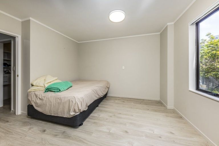 Photo of property in 204 Mellons Bay Road, Mellons Bay, Auckland, 2014