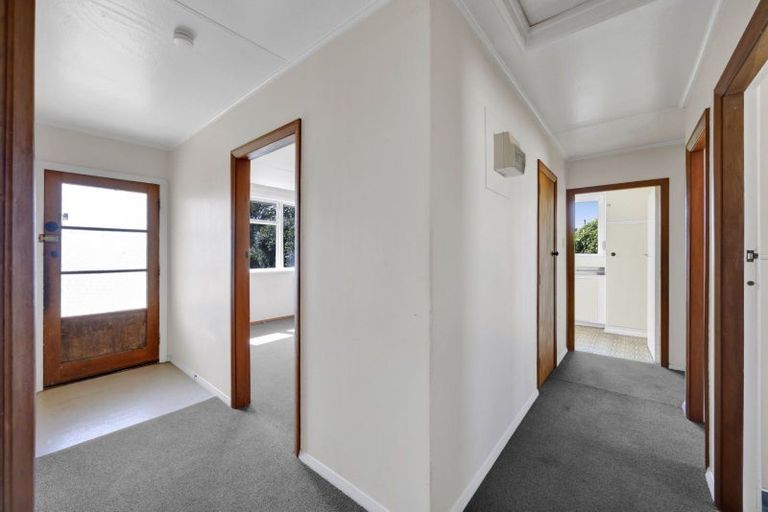 Photo of property in 97 Brecon Road, Stratford, 4332