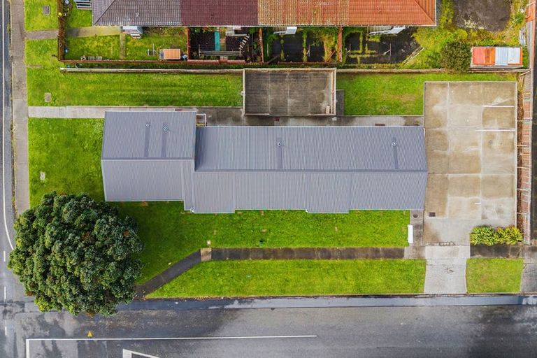Photo of property in 1 Mana Avenue, Titahi Bay, Porirua, 5022
