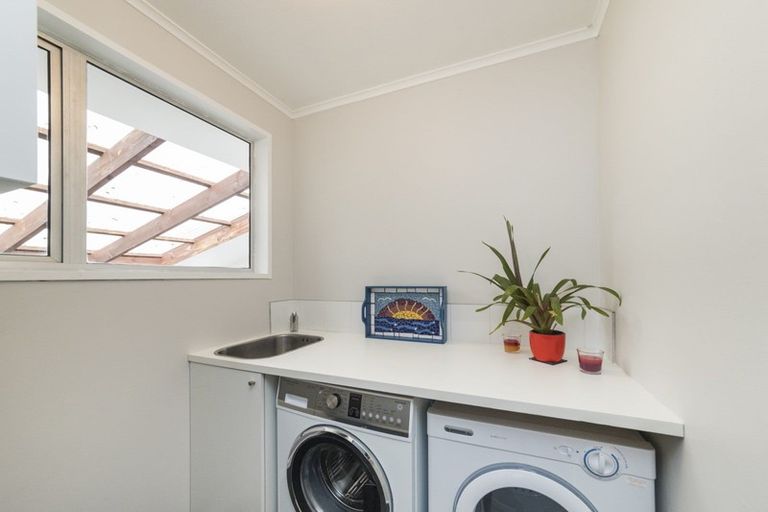 Photo of property in 24 Tingey Avenue, Feilding, 4702