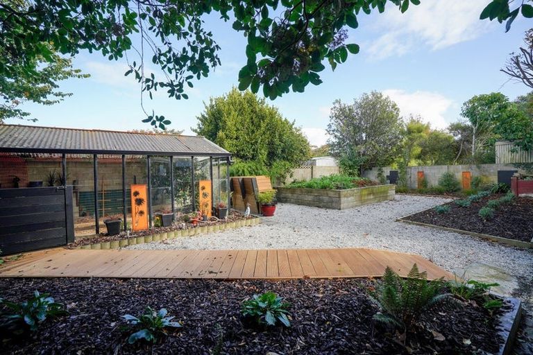 Photo of property in 19 White Street, Newfield, Invercargill, 9812