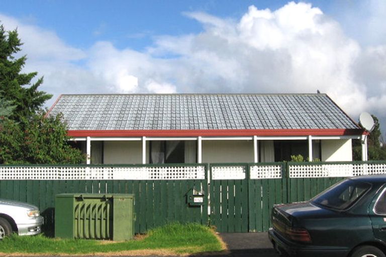 Photo of property in 4 Ireland Place, Ranui, Auckland, 0612