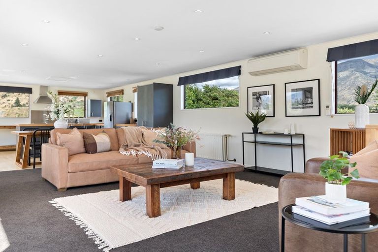 Photo of property in 36 Erskine Street, Lake Hayes, Queenstown, 9304