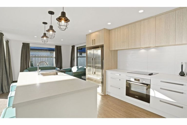 Photo of property in 1 Fry Place, Rolleston, 7614