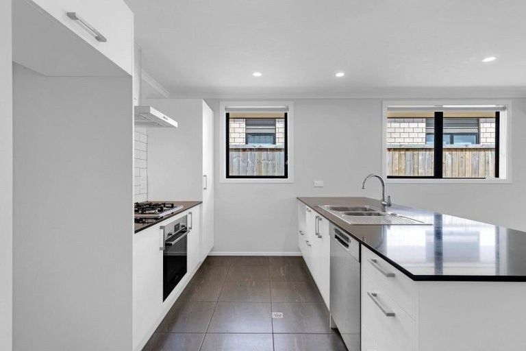 Photo of property in 31 Waruhia Crescent, Rototuna North, Hamilton, 3210
