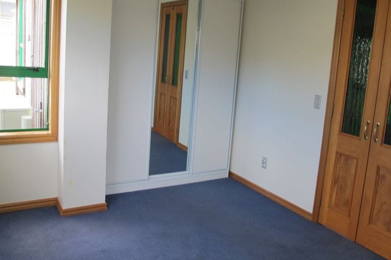 Photo of property in 33 Eastbourne Street, Caversham, Dunedin, 9012