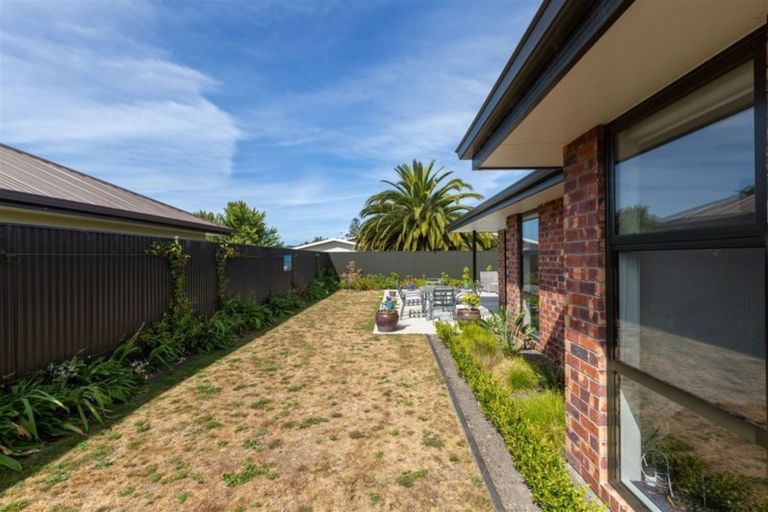 Photo of property in 13 Puketutu Grove, Motueka, 7120