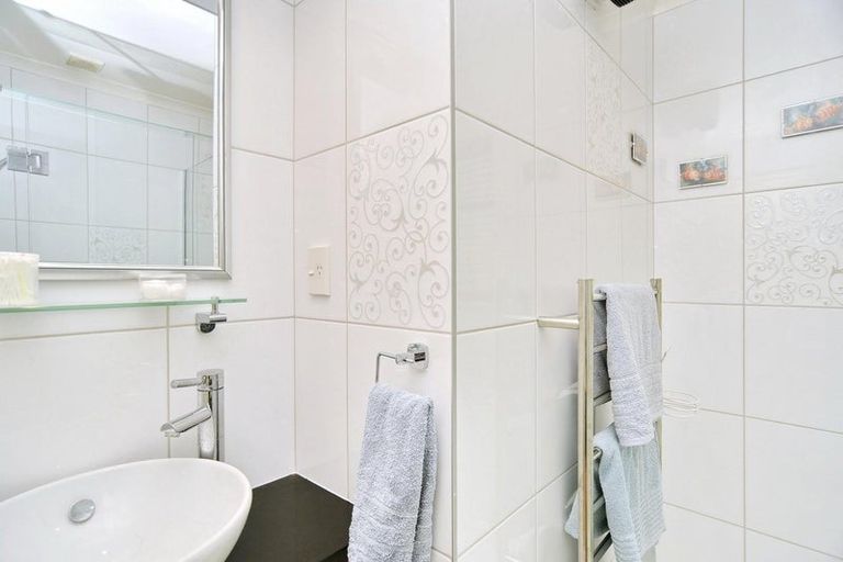 Photo of property in 77 Watsons Road, Harewood, Christchurch, 8051