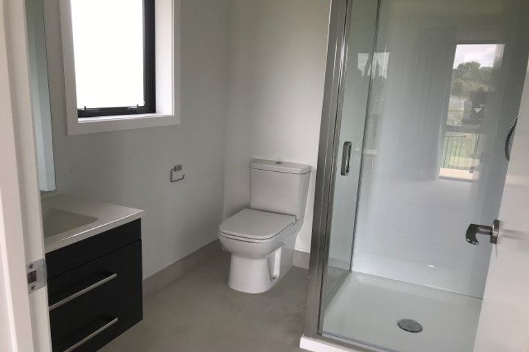 Photo of property in 1 Pohutukawa Way, Gate Pa, Tauranga, 3112