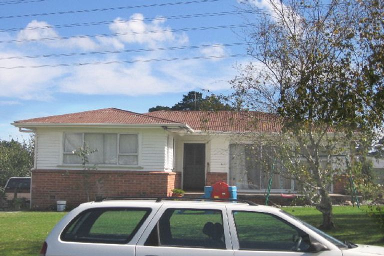 Photo of property in 27 Laureston Avenue, Papatoetoe, Auckland, 2025