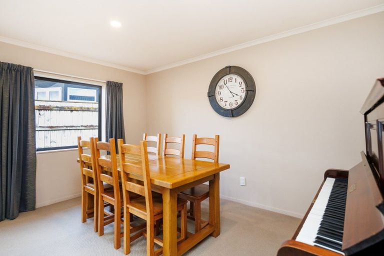 Photo of property in 23 Woodgate Court, Fitzherbert, Palmerston North, 4410