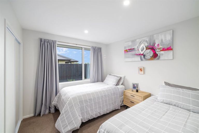 Photo of property in 49 Westpark Boulevard, Rangiora, 7400