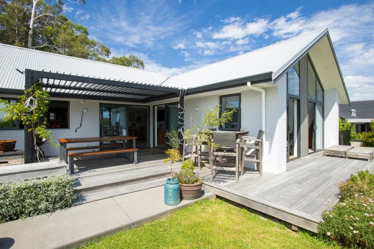 Photo of property in 32 Hillview Terrace, Mangapapa, Gisborne, 4010