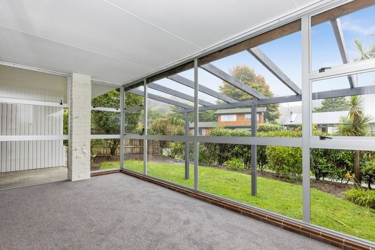 Photo of property in 11 Trigg Crescent, Taradale, Napier, 4112