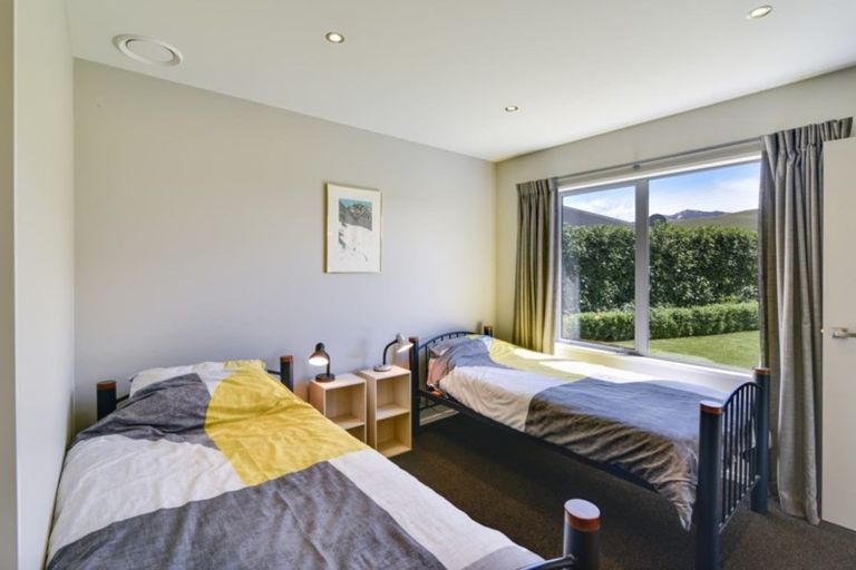 Photo of property in 4 Herries Lane, Lake Hayes, Queenstown, 9304