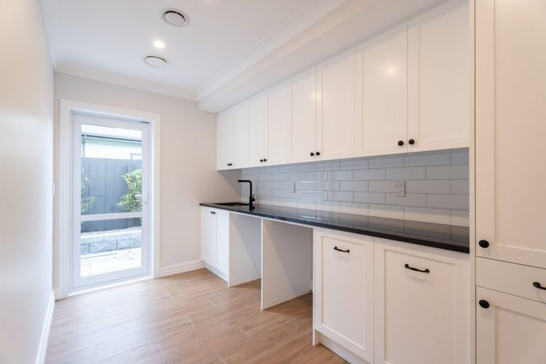 Photo of property in 28 Farnworth Terrace, Churton Park, Wellington, 6037