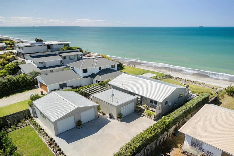 Photo of property in 151 Pukehina Parade, Pukehina, Te Puke, 3189